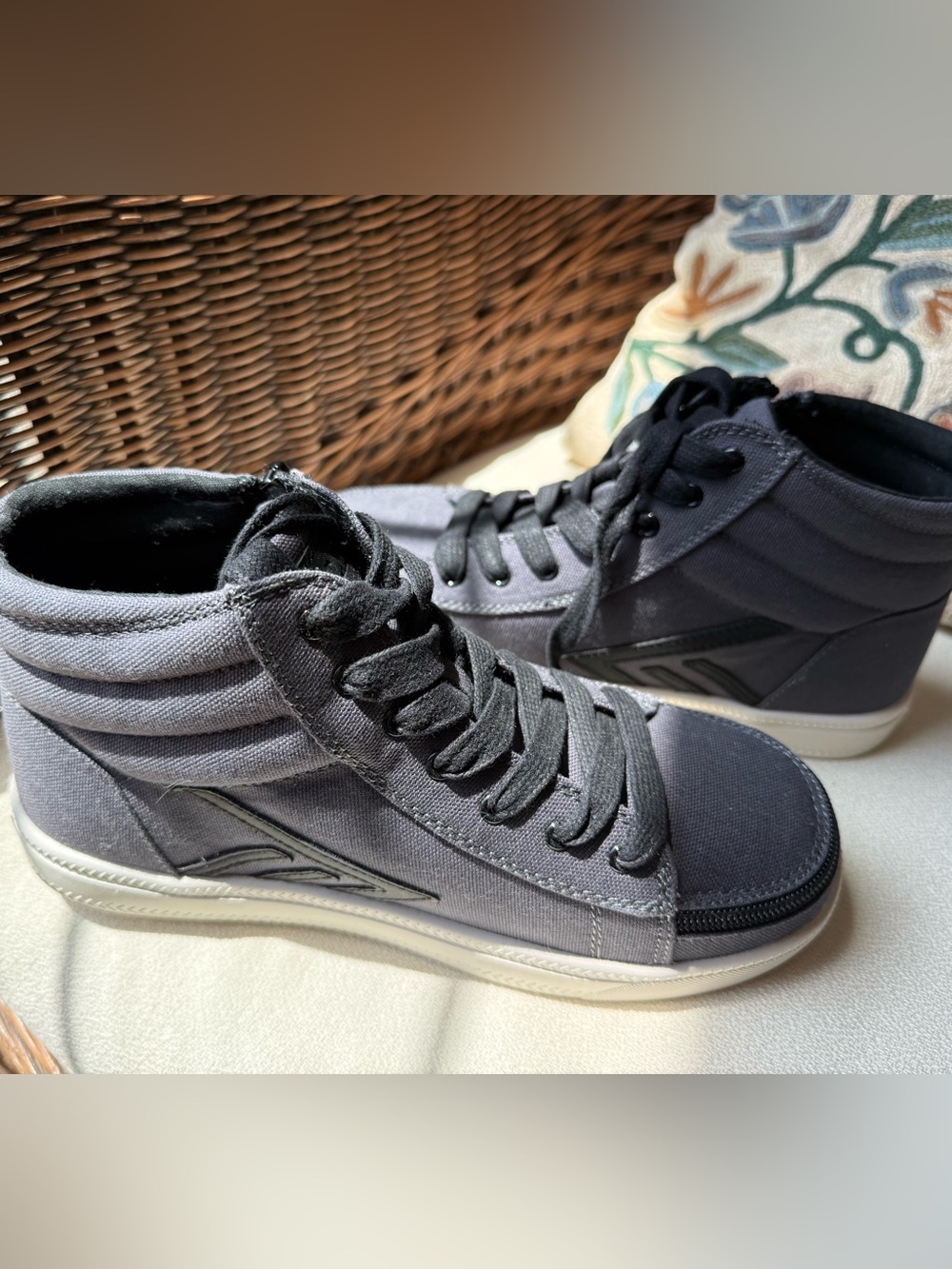 BILLY Footwear High-Top Sneakers